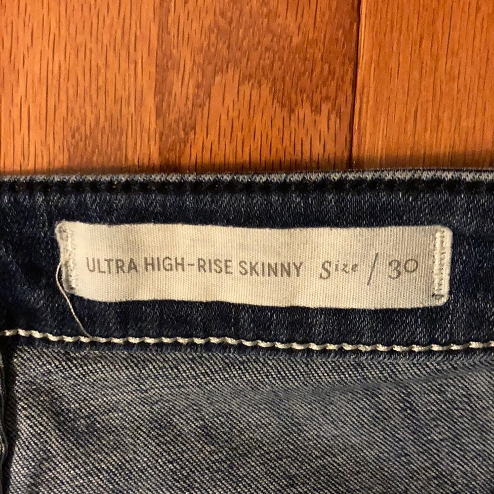 High Rise Jeans - Picture 3 of 4